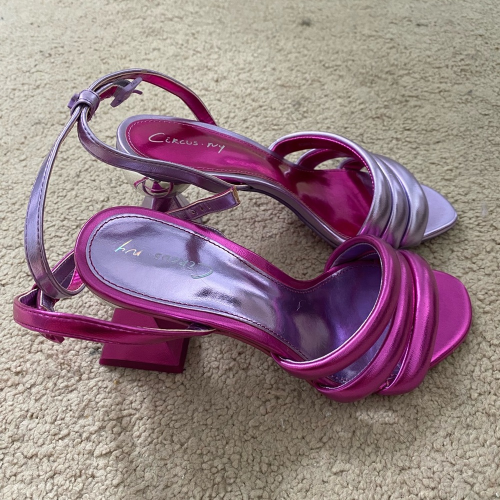 Circus dual color heels